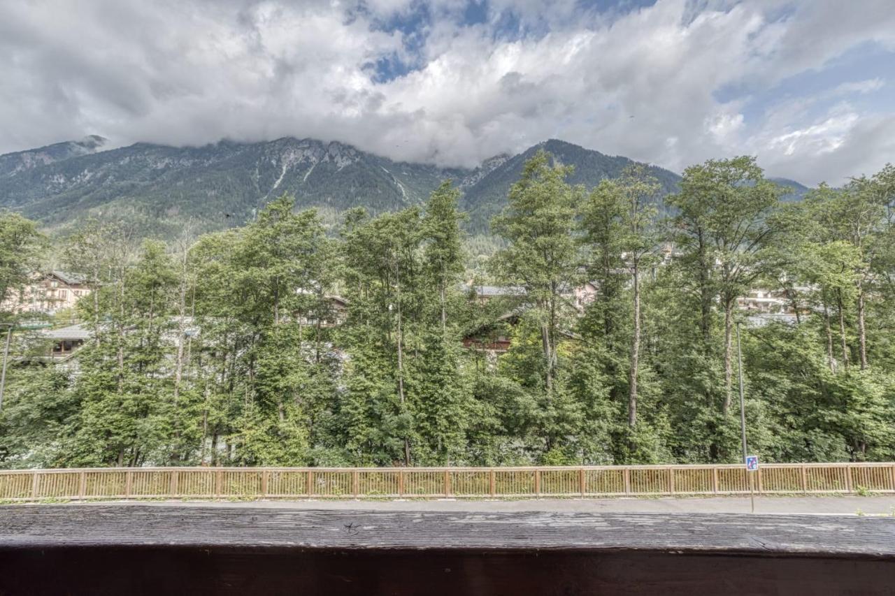 Aiguille Du Grepon - Bright In The Heart Of Appartement *